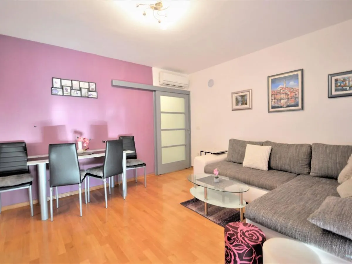 Apartment Pinezic - Roj117 By Interhome Rovinj 0*,  Hırvatistan
