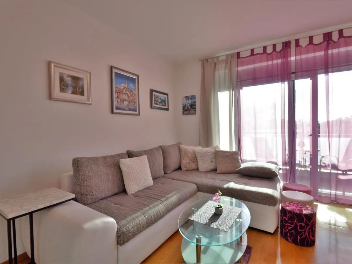 Apartment Pinezic - Roj117 By Interhome Rovinj