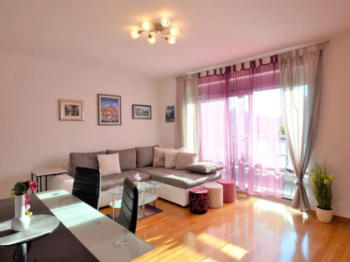 Apartment Pinezic - Roj117 By Interhome Rovinj